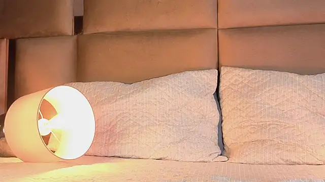 angelinepossy online show from January 12, 9:09 pm