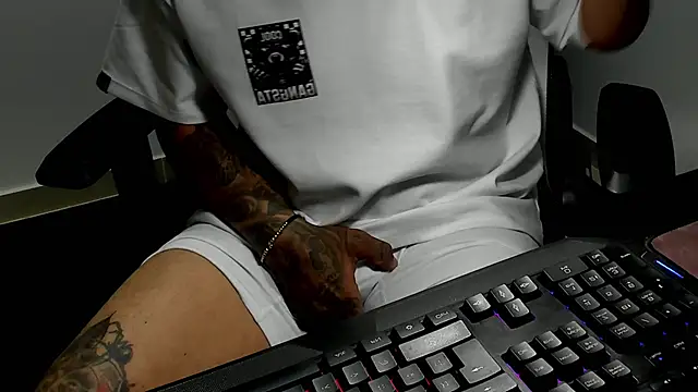 stebankechima online show from November 8, 12:44 am