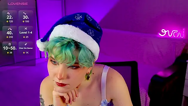 Snapshot of School_Love chatting on December 30, 4:19 pm School Love online show from December 30, 4:19 pm