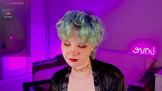 Snapshot of School_Love chatting on January 12, 4:08 pm School Love online show from January 12, 4:08 pm