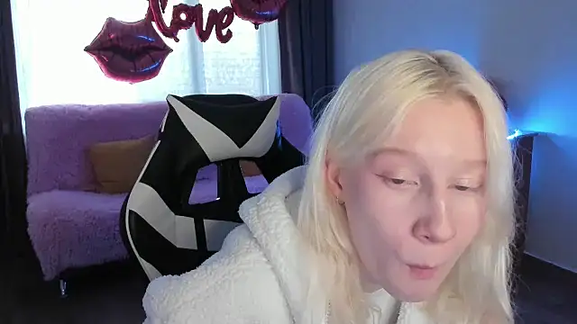 EnigmaSee online show from April 14, 9:04 am