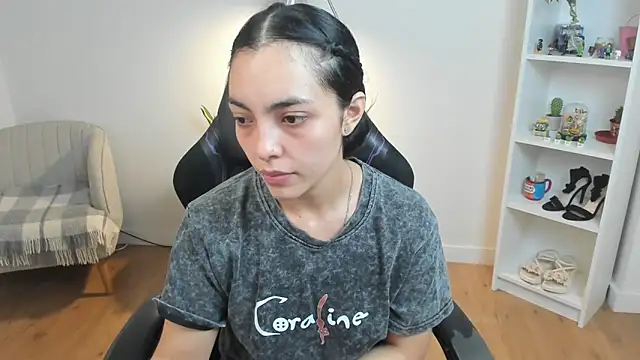  BellaEvans  online show from February 12, 5:46 am