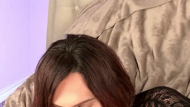 Snapshot of xprettysmilex chatting on March 6, 9:31 pm xprettysmilex online show from March 6, 9:31 pm