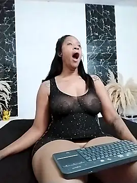 Snapshot of LadyEbonyX chatting on February 25, 2:58 am LadyEbonyX online show from February 25, 2:58 am