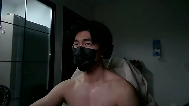 Snapshot of wuzhimao0207 chatting on July 8, 5:50 pm wuzhimao0207 online show from July 8, 5:50 pm