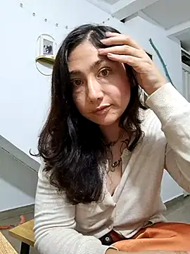 Mia Ruiz online show from February 26, 1:21 am