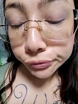 Mia Ruiz online show from October 30, 2:13 am