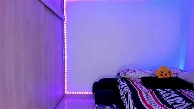 aldrinwhite online show from February 9, 4:11 pm