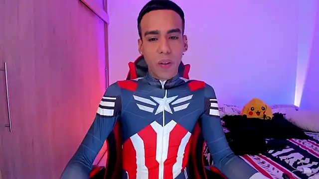 aldrinwhite online show from February 18, 5:09 pm