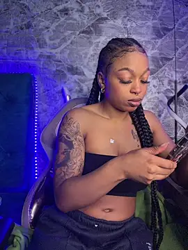 Melany Williams online show from March 20, 1:16 pm