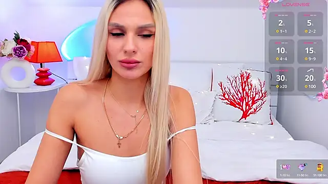 MissLoou online show from February 13, 6:09 am