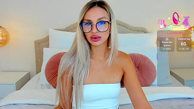 MissLoou online show from September 11, 5:07 am