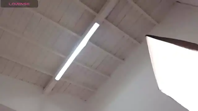 AbigailWilliams  online show from March 18, 11:24 am