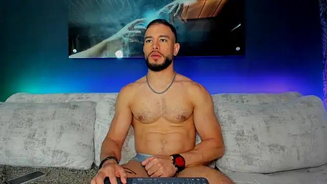 Snapshot of Crhis_N_Derek chatting on January 26, 2:19 pm Crhis N Derek online show from January 26, 2:19 pm