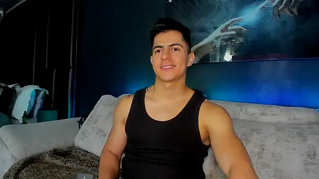 Snapshot of Crhis_N_Derek chatting on February 7, 12:53 am Crhis N Derek online show from February 7, 12:53 am