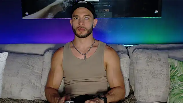 Snapshot of Crhis_N_Derek chatting on September 9, 10:42 pm Crhis N Derek online show from September 9, 10:42 pm