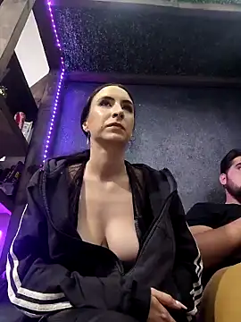 Snapshot of pleasure_of_life chatting on October 17, 10:01 pm pleasure of life online show from October 17, 10:01 pm