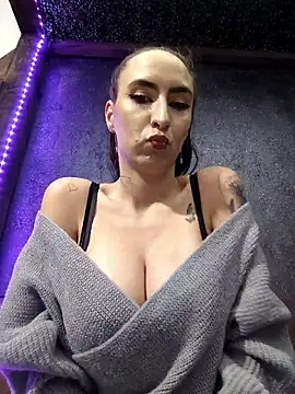 Snapshot of pleasure_of_life chatting on December 4, 5:32 pm pleasure of life online show from December 4, 5:32 pm