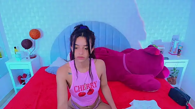 charlotte 0309 online show from November 4, 7:35 pm