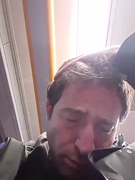 openlegsforyou online show from December 17, 5:02 am