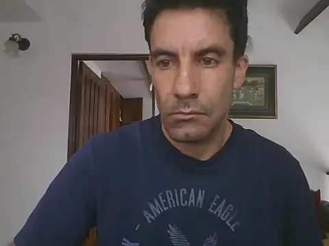 Snapshot of elkike1980 chatting on April 29, 5:30 pm elkike1980 online show from April 29, 5:30 pm