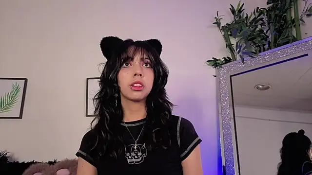 Nyx nayla online show from October 7, 6:43 am