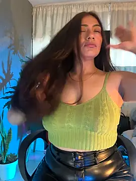 emmily d online show from November 29, 10:13 pm