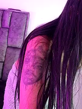 Nicole420squirt online show from January 22, 1:10 am