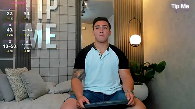 Ryan Hunt online show from February 16, 3:27 pm