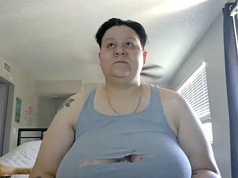 Snapshot of DevilDahm chatting on November 2, 6:43 pm DevilDahm online show from November 2, 6:43 pm