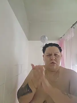 Snapshot of DevilDahm chatting on November 13, 6:45 am DevilDahm online show from November 13, 6:45 am