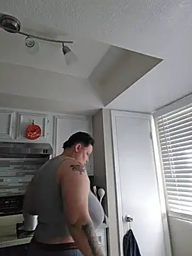 Snapshot of DevilDahm chatting on December 15, 9:41 pm DevilDahm online show from December 15, 9:41 pm