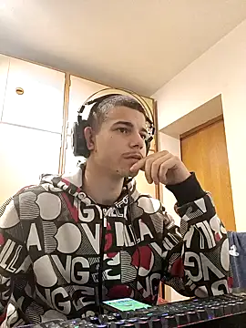 Snapshot of BigDickEnrg7195 chatting on February 11, 10:28 pm BigDickEnrg7195 online show from February 11, 10:28 pm