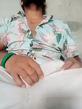 INDIANBOY7439 online show from February 4, 7:58 am