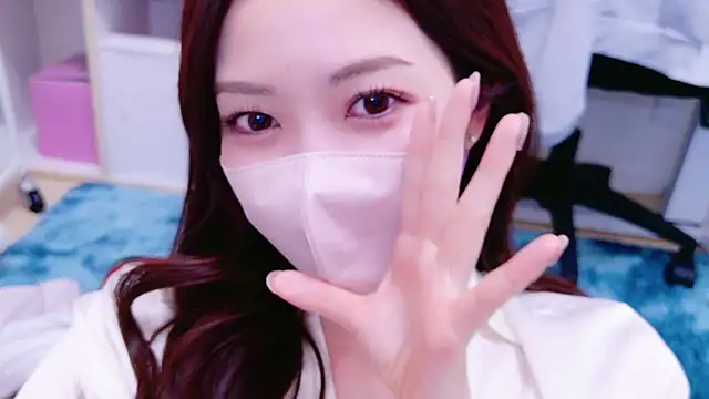 Snapshot of oxo_yuna_oxo chatting on December 28, 11:41 am oxo yuna oxo online show from December 28, 11:41 am