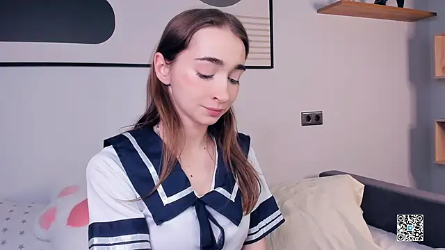 PollyBeev online show from September 15, 7:41 am