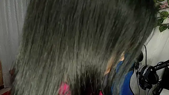 MOMMYJEVAA online show from March 1, 1:11 am