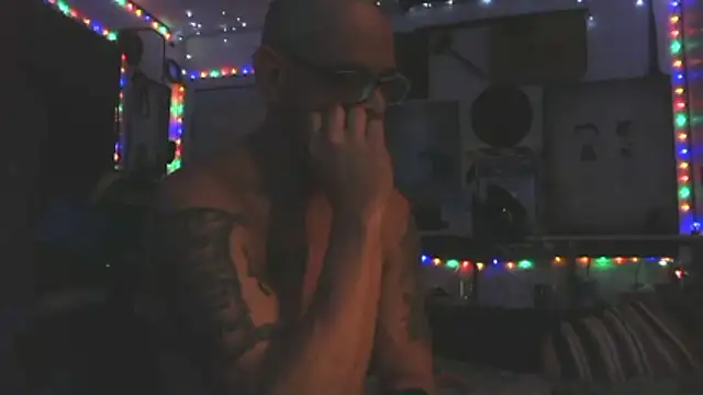 Buffshagswell online show from December 19, 10:11 am