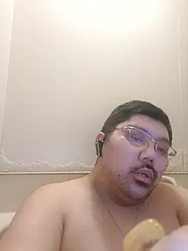 zeusu0095 online show from April 11, 1:59 pm