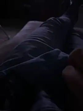 Snapshot of reelciii21 chatting on February 18, 4:16 pm reelciii21 online show from February 18, 4:16 pm