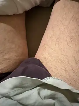 Snapshot of reelciii21 chatting on March 3, 6:01 pm reelciii21 online show from March 3, 6:01 pm