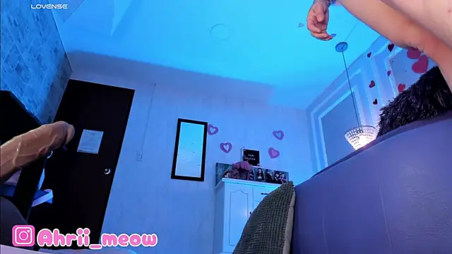 Snapshot of AHRI_LEE chatting on March 8, 12:55 am AHRI LEE online show from March 8, 12:55 am