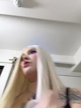 Snapshot of AHRI_LEE chatting on November 26, 3:51 am AHRI LEE online show from November 26, 3:51 am