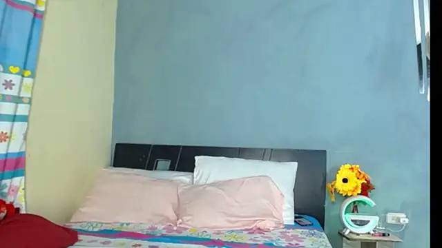 Madison  12 online show from February 8, 11:13 pm