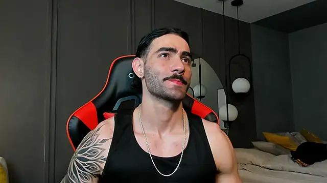 Snapshot of Austin_bolt chatting on January 10, 2:25 am Austin bolt online show from January 10, 2:25 am