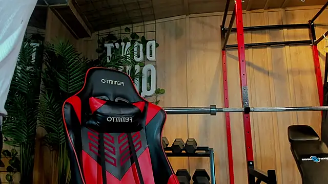 Snapshot of Austin_bolt chatting on January 11, 3:44 am Austin bolt online show from January 11, 3:44 am