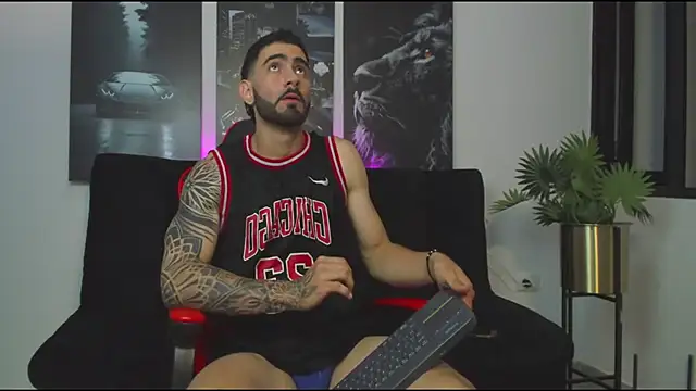 Snapshot of Austin_bolt chatting on February 22, 2:50 am Austin bolt online show from February 22, 2:50 am