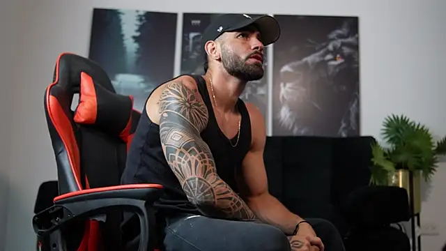 Snapshot of Austin_bolt chatting on September 11, 2:55 am Austin bolt online show from September 11, 2:55 am