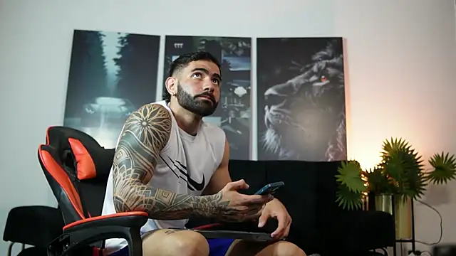 Snapshot of Austin_bolt chatting on September 25, 3:10 am Austin bolt online show from September 25, 3:10 am