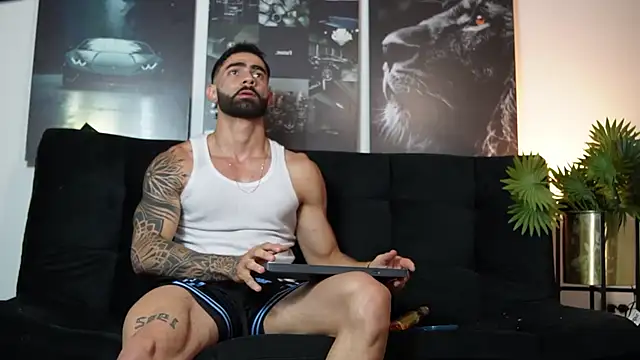 Snapshot of Austin_bolt chatting on October 4, 1:58 am Austin bolt online show from October 4, 1:58 am